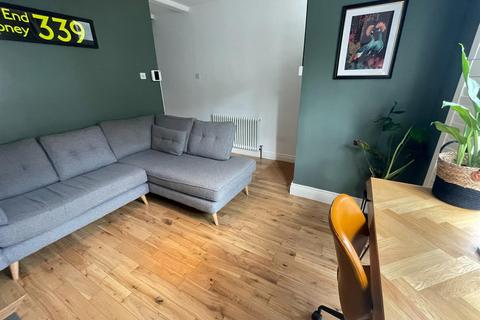 43 Eastbrook Road, Waltham Abbey, EN9 3AJ