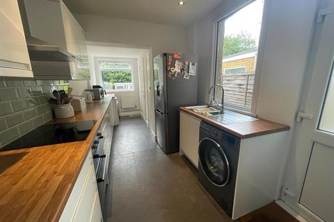 43 Eastbrook Road, Waltham Abbey, EN9 3AJ