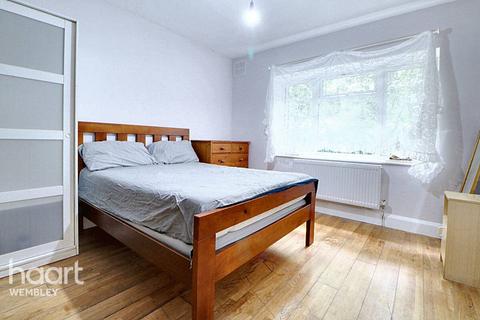 2 bedroom flat for sale, Wembley Park