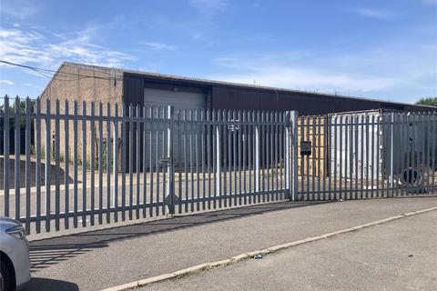 Industrial unit to rent, Millbuck Ind. Estate, Desborough, Kettering, Northamptonshire, NN14