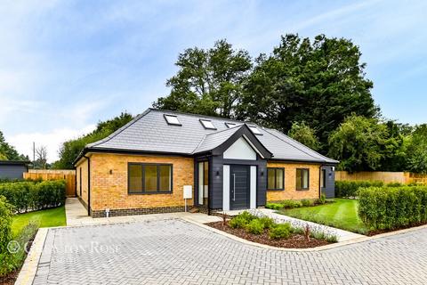 4 bedroom detached house for sale, Locks Ride, Ascot