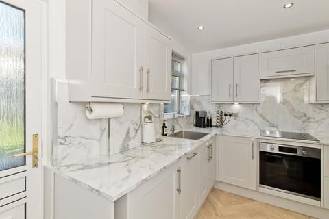 43 Clermiston Grove, Edinburgh, EH4 7DA