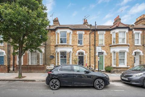 3 bedroom terraced house for sale, Kerrison Road, Battersea