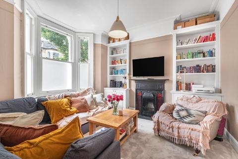 3 bedroom terraced house for sale, Kerrison Road, Battersea