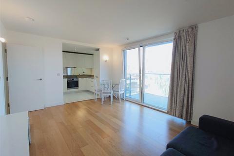 2 bedroom apartment for sale, Cardinal Building, Hayes, Greater London, UB3