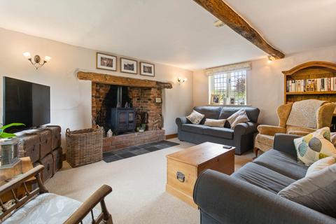 3 bedroom detached house for sale, Clevelode, Malvern