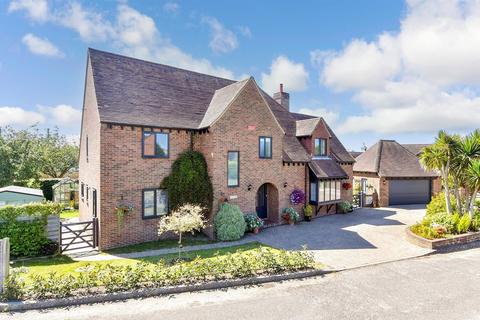 4 bedroom detached house for sale, Beacon Lane, Woodnesborough, Sandwich, Kent