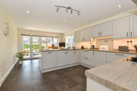 4 bedroom detached house for sale, Beacon Lane, Woodnesborough, Sandwich, Kent