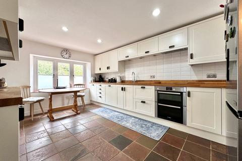 3 bedroom link detached house for sale, Chapel Road, Stanford in the Vale, SN7