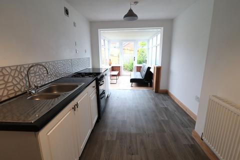 2 bedroom cottage for sale, Lammack Road, Blackburn, BB1