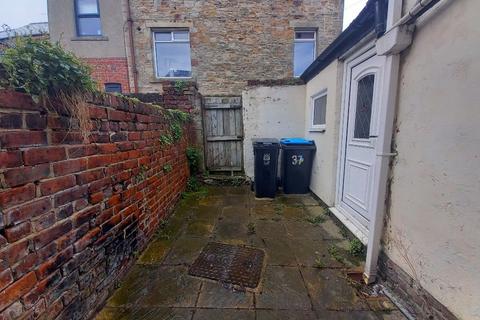 2 bedroom terraced house to rent, 37 Arthur Street, Crook DL15