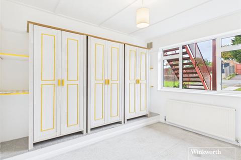 2 bedroom apartment for sale, Lawrie Court, Middlesex HA3