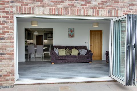 128 Smeeth Road, Marshland St James, Wisbech, PE14 8JB