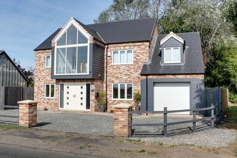 128 Smeeth Road, Marshland St James, Wisbech, PE14 8JB
