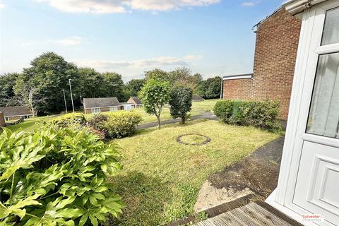 34 Fellside, Birtley, Chester Le Street, DH3 2NE