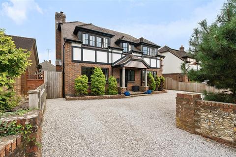 4 bedroom detached house for sale, Warblington Avenue, Havant PO9