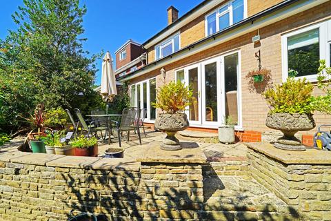 4 Mirfield Road, Solihull, B91 1JD