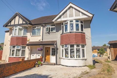 2 bedroom flat for sale, Drayton Gardens, West Drayton UB7