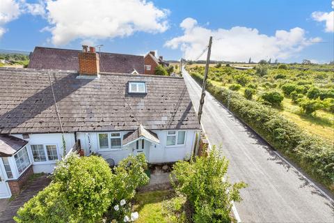 1 bedroom terraced bungalow for sale, The Green, East Farleigh, Maidstone, Kent