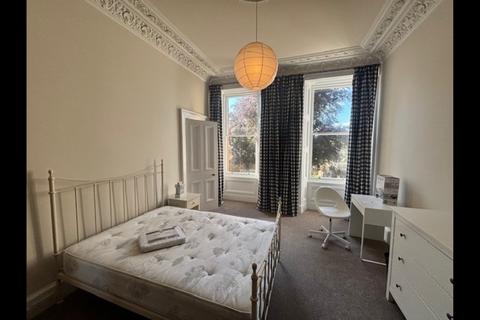 undefined, Colinton Road, Colinton, Edinburgh, EH10