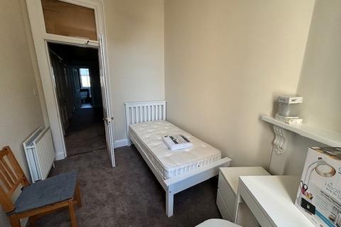 undefined, Colinton Road, Colinton, Edinburgh, EH10