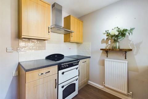 2 Claudians Close, Abbeymead, Gloucester, GL4 5FB