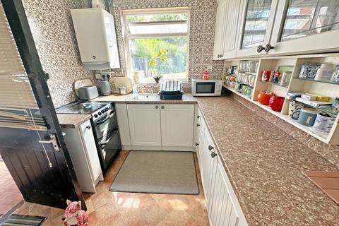 3 bedroom semi-detached house for sale, Yarningale Road, Kings Heath, Birmingham, B14 6NB