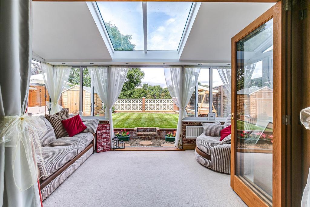 11 Conservatory.jpg