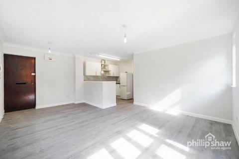 1 bedroom flat for sale, Lodgehill Park Close, Harrow, HA2