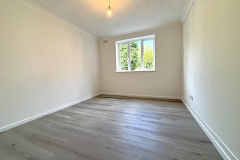 1 bedroom flat to rent, Elmwood Court, Sutton Oak Road, Sutton Coldfield, West Midlands, B73