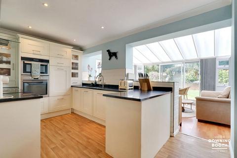 3 bedroom detached house for sale, Giles Road, Lichfield WS13