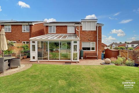 3 bedroom detached house for sale, Giles Road, Lichfield WS13