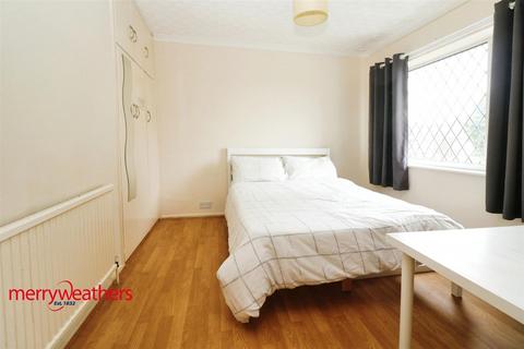 14 Elm Tree Road, Maltby, Rotherham, S66 8ED