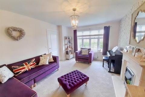 5 bedroom house for sale, Songthrush Lane, Barnham