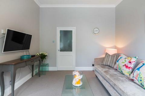 1 bedroom flat to rent, Porchester Terrace North, London W2