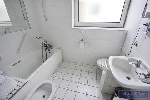 Flat 43, Westbourne House Wheatlands, Hounslow, TW5 0SL