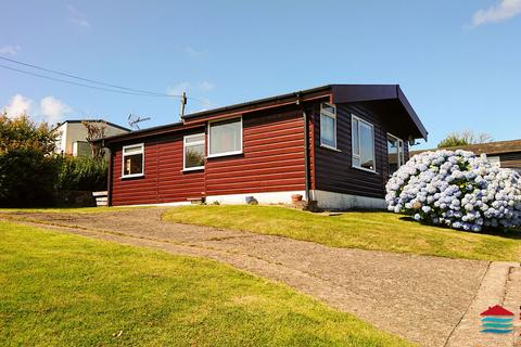 3 bedroom chalet for sale, Braich Farm Estate, Mynytho, LL53