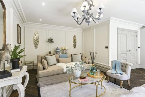 House On The Hill Beechwood Drive, Marlow, SL7 2DJ