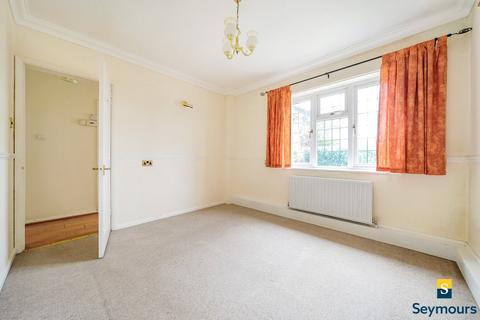 1 Envis Way, Fairlands, Guildford, GU3 3NH