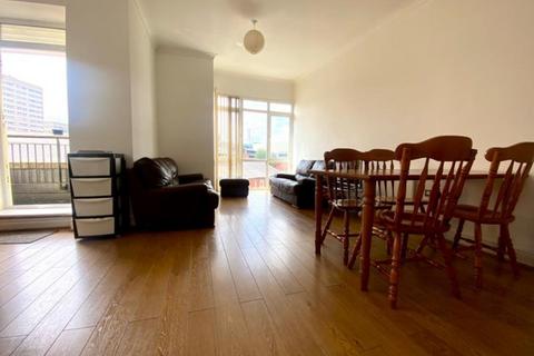 2 bedroom flat to rent, Townsend Way, Birmingham, West Midlands, B1