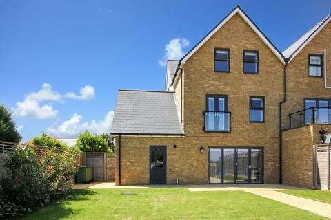 4 bedroom townhouse for sale, Pippin Close, New Romney TN28