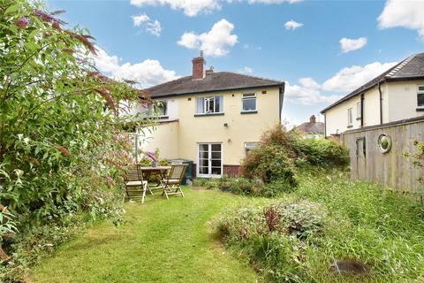 10 Trenic Crescent, Leeds, LS6 3DL