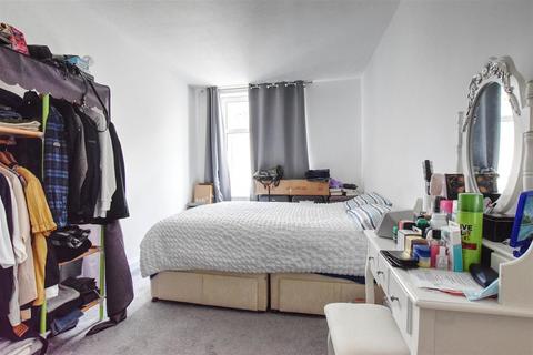 2 bedroom flat for sale, Devonshire Road, Bexhill On Sea