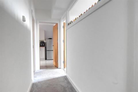 2 bedroom flat for sale, Devonshire Road, Bexhill On Sea