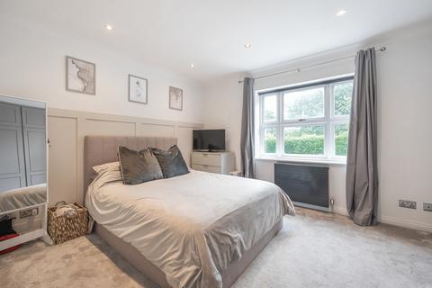 2 bedroom link detached house for sale, Bennetts Farm Place, Little Bookham, KT23