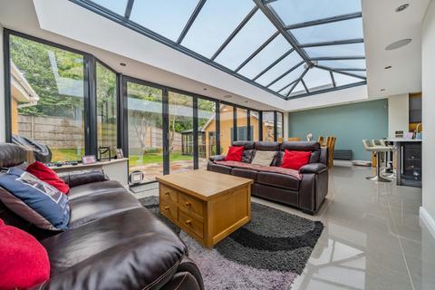 5 bedroom detached house for sale, Haywain Close, Swindon, Wiltshire