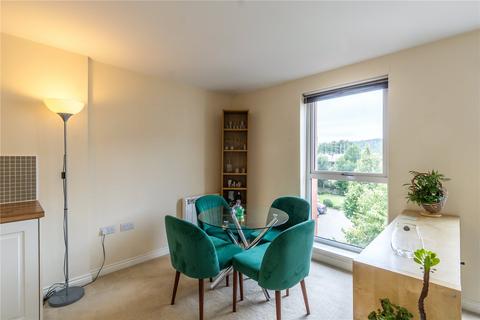 28 Paxton Drive, Bristol, BS3 2BE