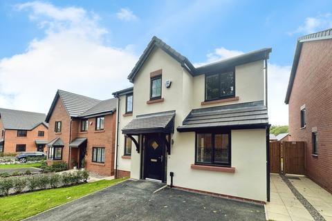 4 bedroom detached house to rent, Teeside Avenue, Manchester M25