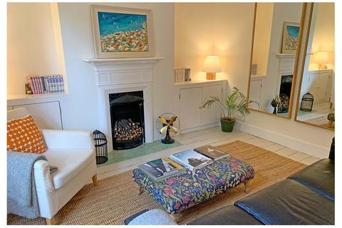 3 bedroom terraced house for sale, Wood Street, High Barnet, Hertfordshire, EN5