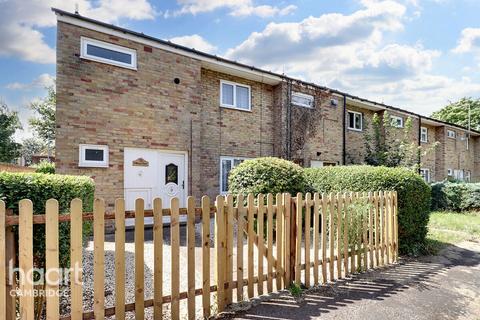 3 bedroom end of terrace house for sale, Walker Court, Cambridge